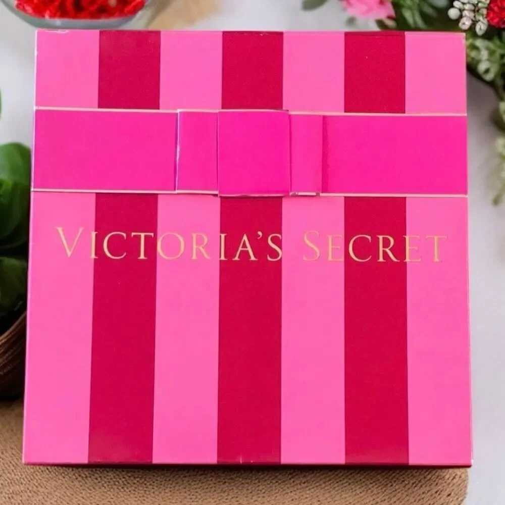 NWT Vintage Y2K Rare Victoria's Secret Pink 10Hx10”Wx4”D Striped Gift Box w/ Bow